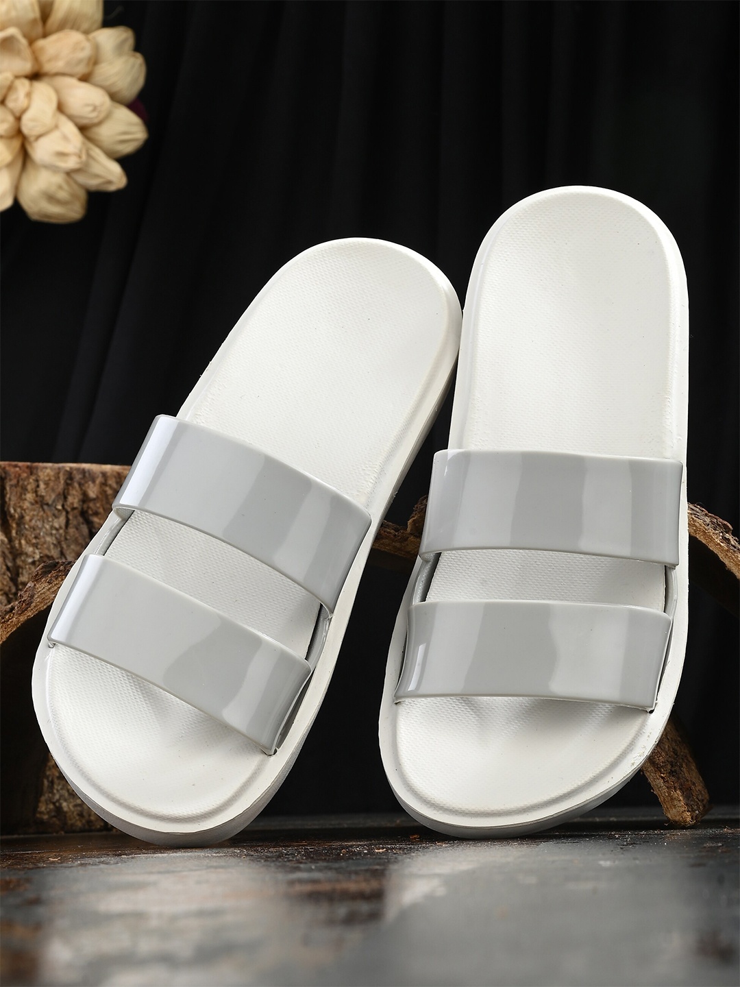 

The Roadster Lifestyle Co. Women Two Strap Croslite Sliders, Grey