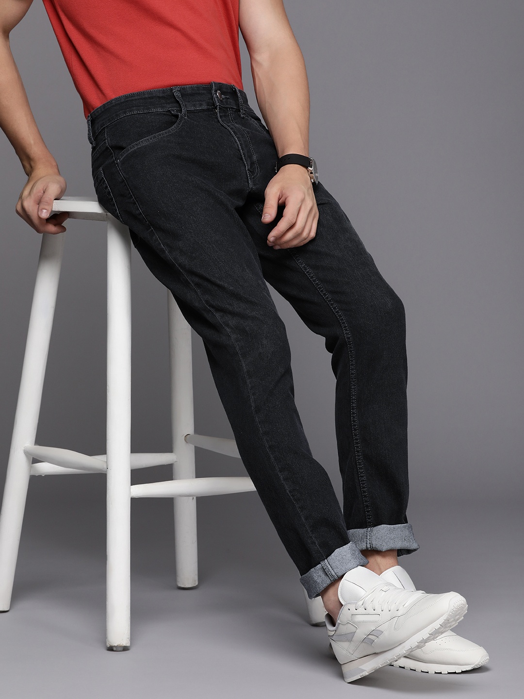 

WROGN Men Slim Fit Mid-Rise Stretchable Jeans, Grey