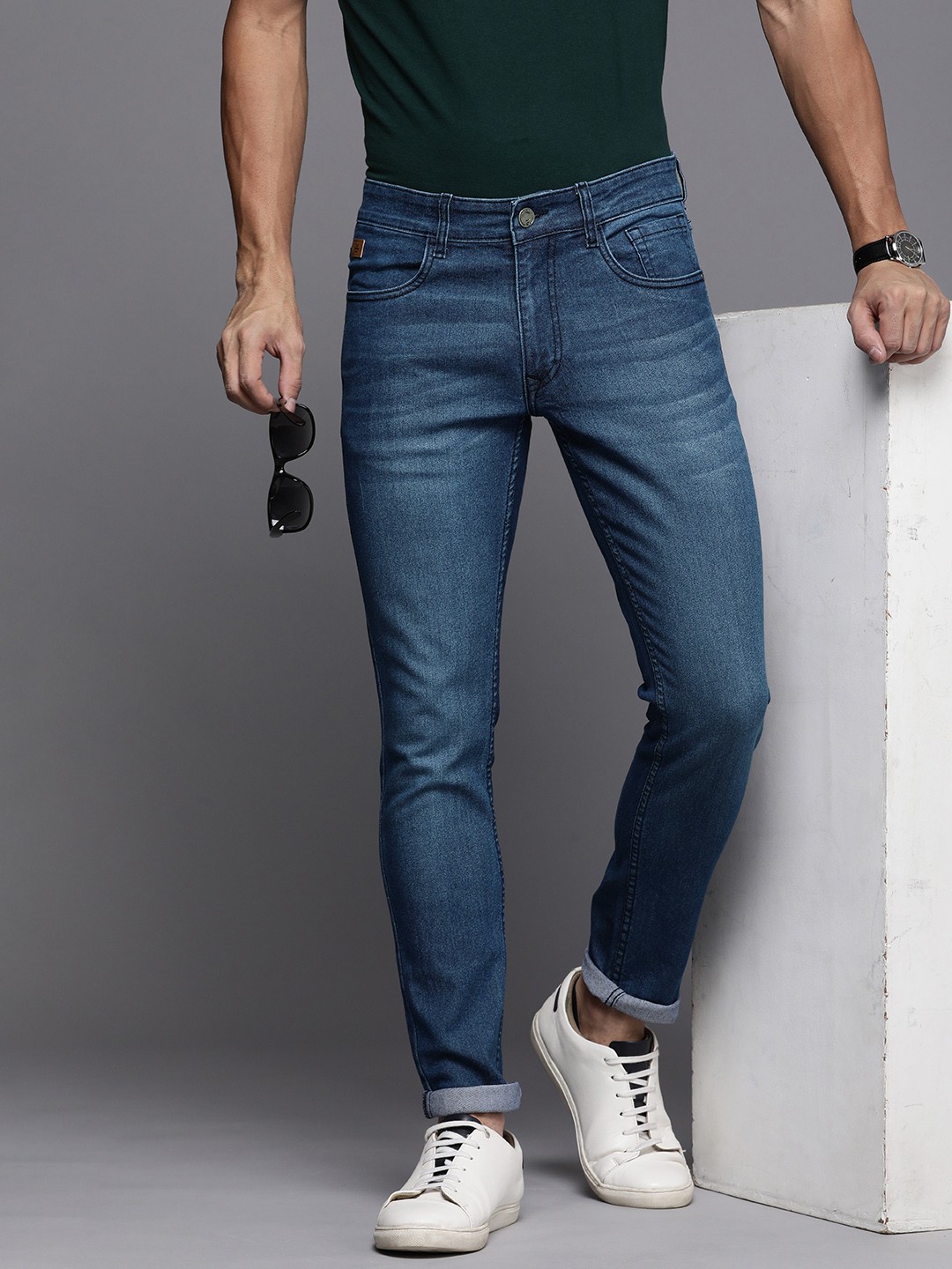 

WROGN Men Skinny Fit Light Fade Stretchable Jeans, Blue