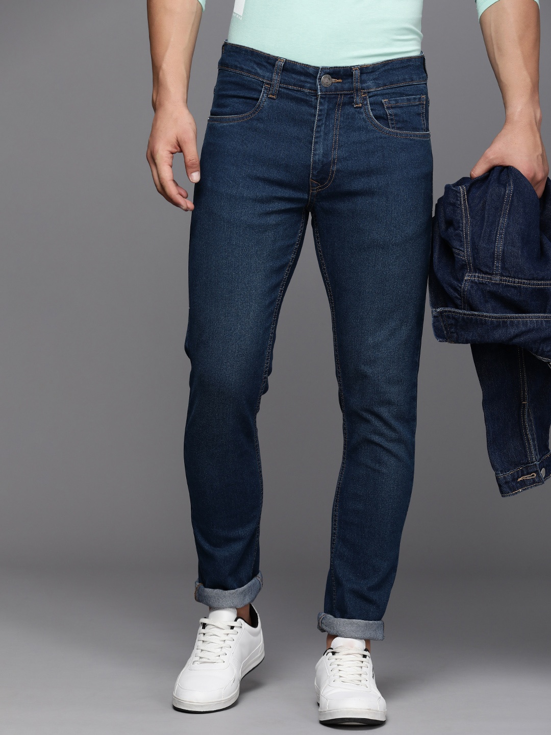 

WROGN Men Slim Fit Mid-Rise Stretchable Jeans, Blue