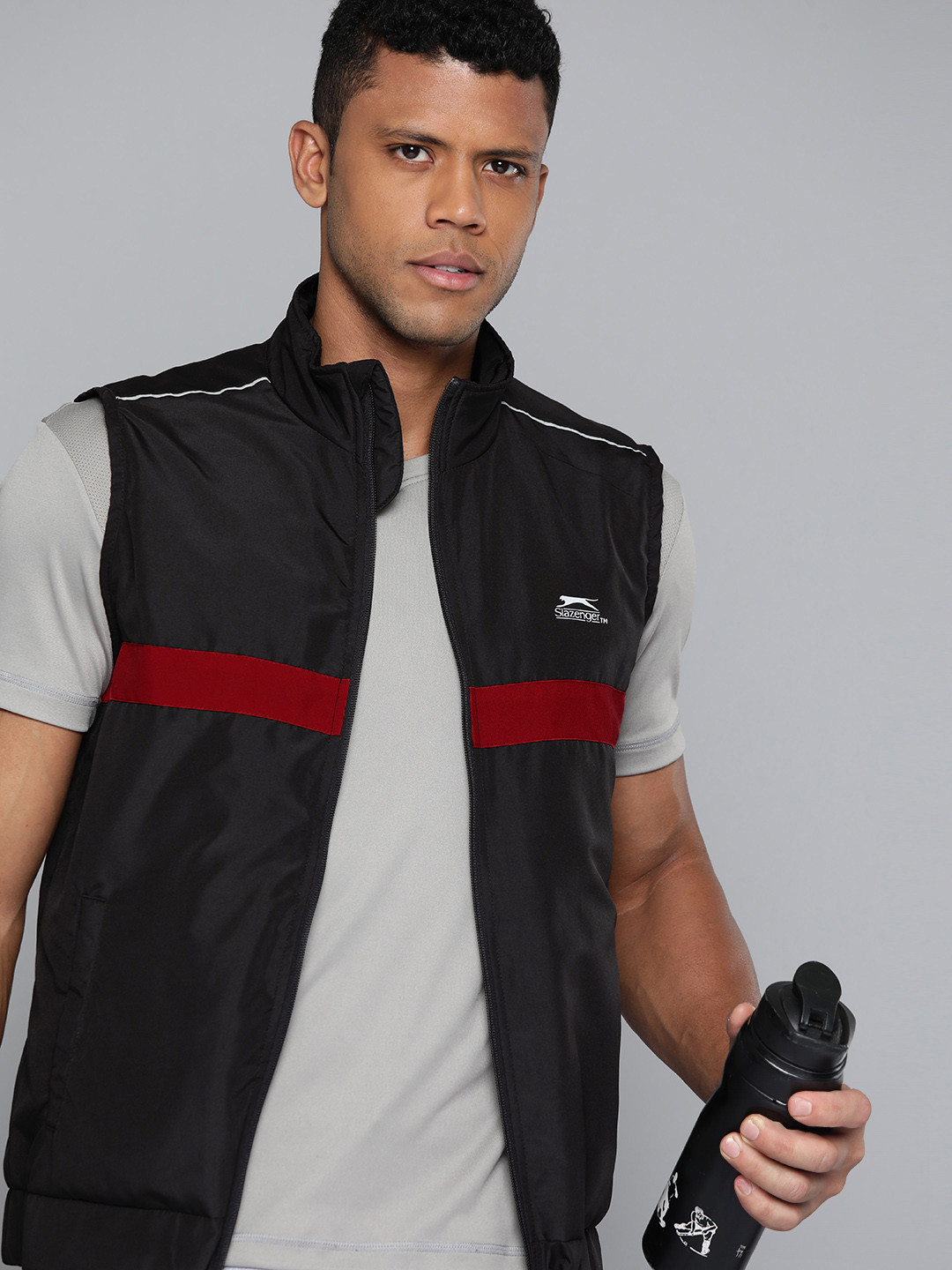 

Slazenger Men Reflective Strip Sporty Jacket, Black