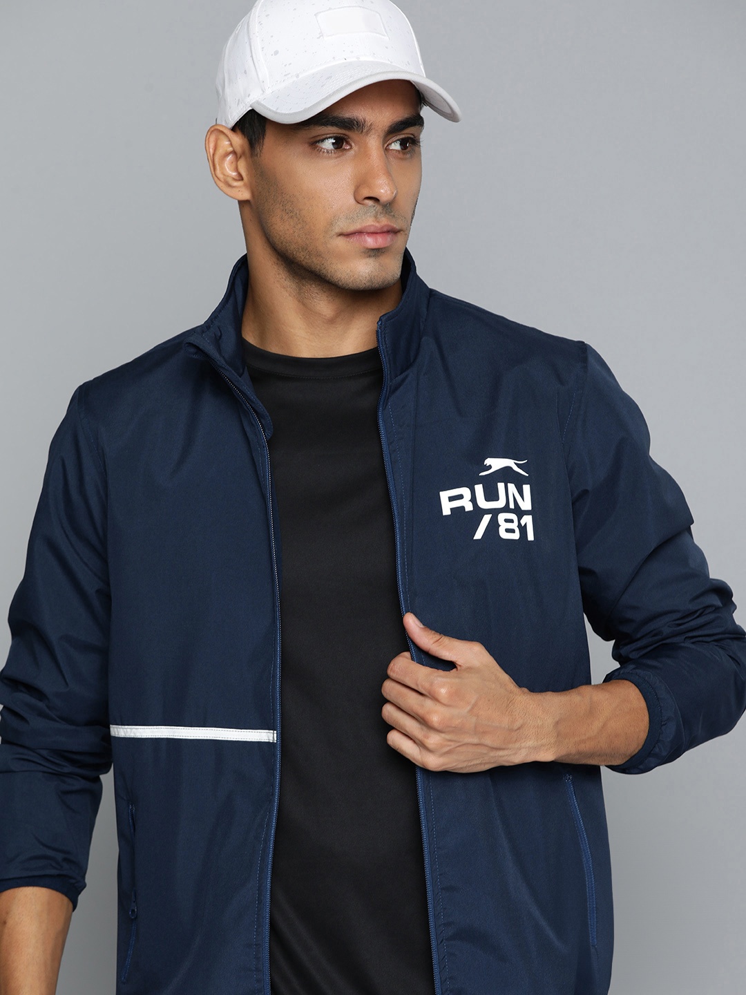 

Slazenger Solid Ultra-Dry Running Jacket, Navy blue