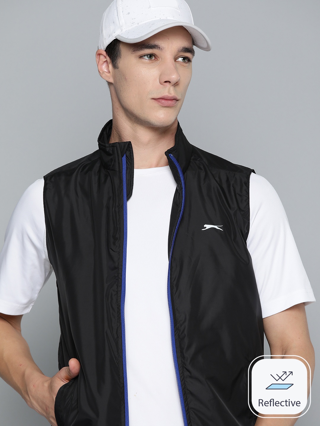 

Slazenger Men Tailored Jacket with Reflective Detail, Black