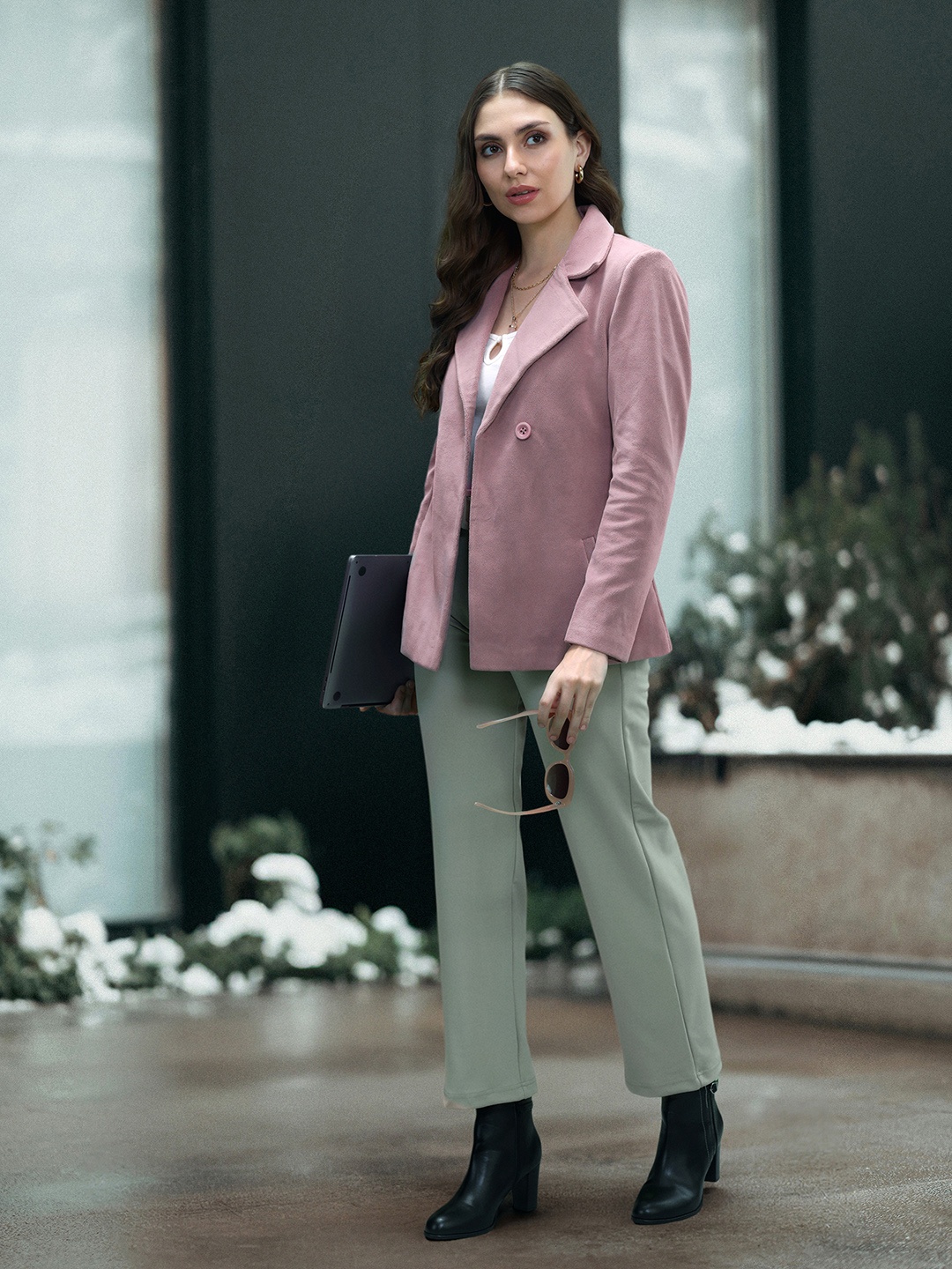 

DressBerry Women Solid Single-Breasted OverCoat, Mauve