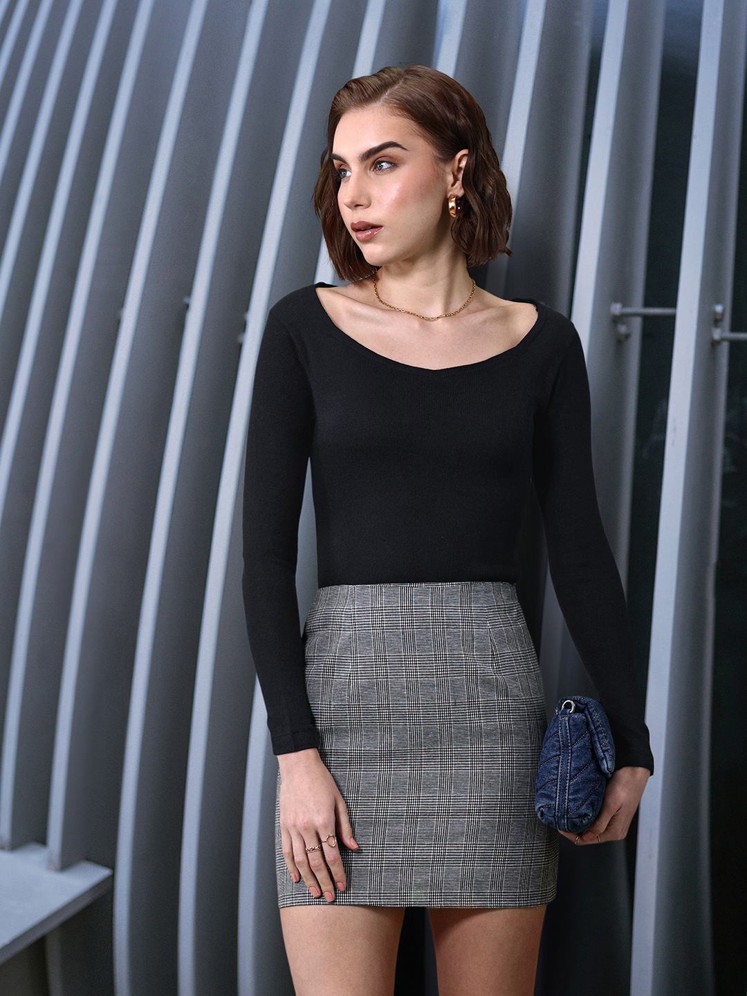 

DressBerry Scoop Neck Pullover, Navy blue