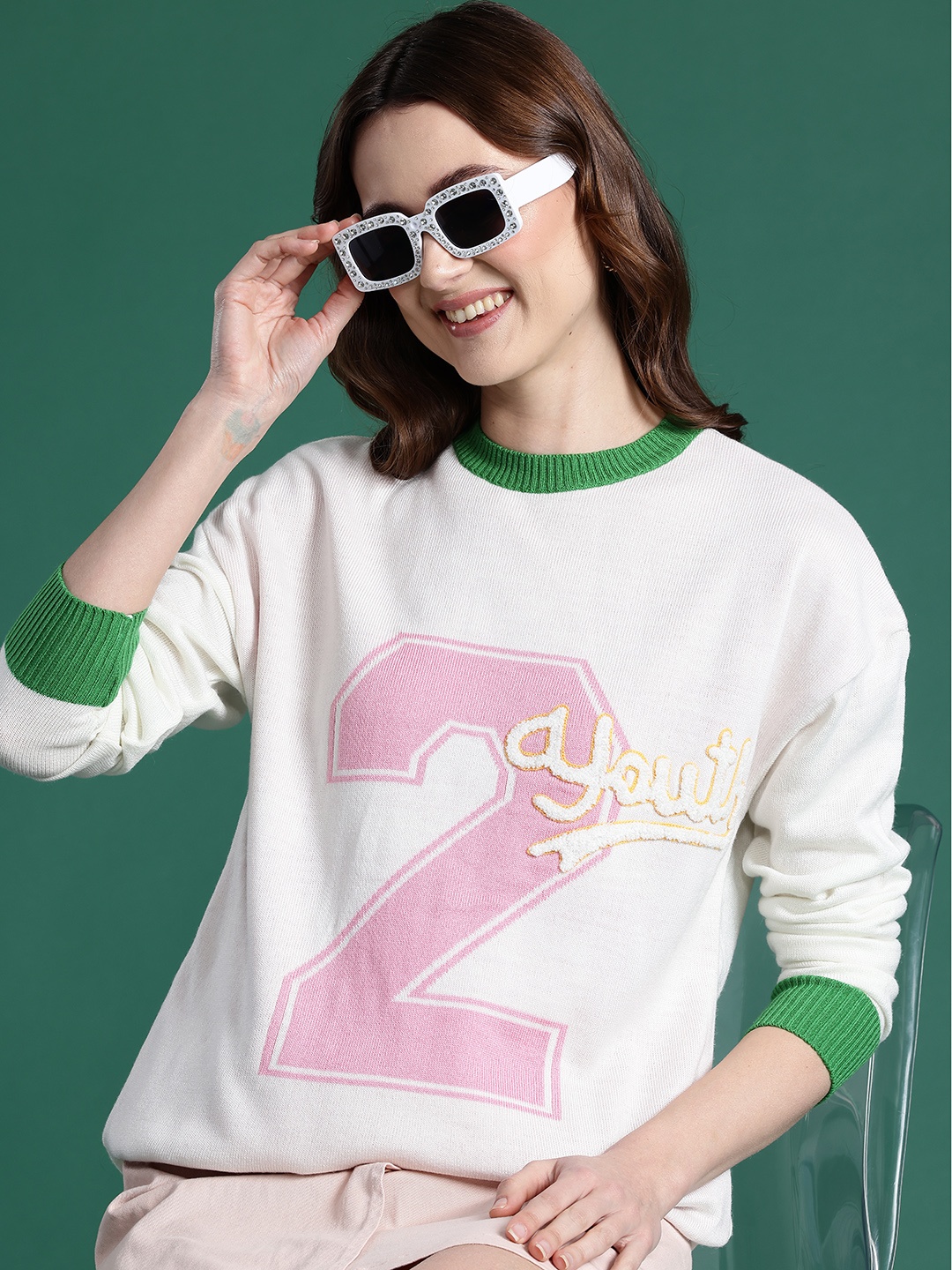 

DressBerry Self-Design Applique Detail Pullover, White