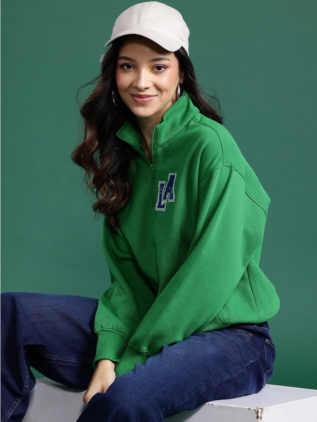 

DressBerry Drop Shoulder Sleeves Sweatshirt, Green