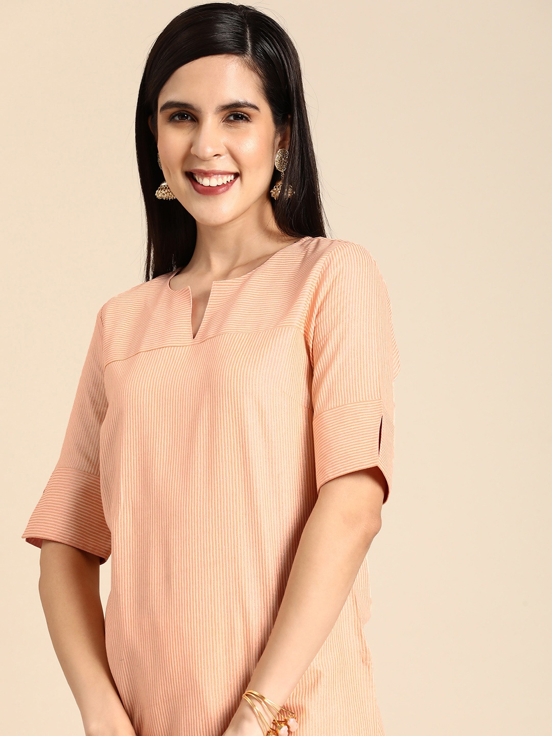 

Anouk Round Neck Striped Kurta, Orange
