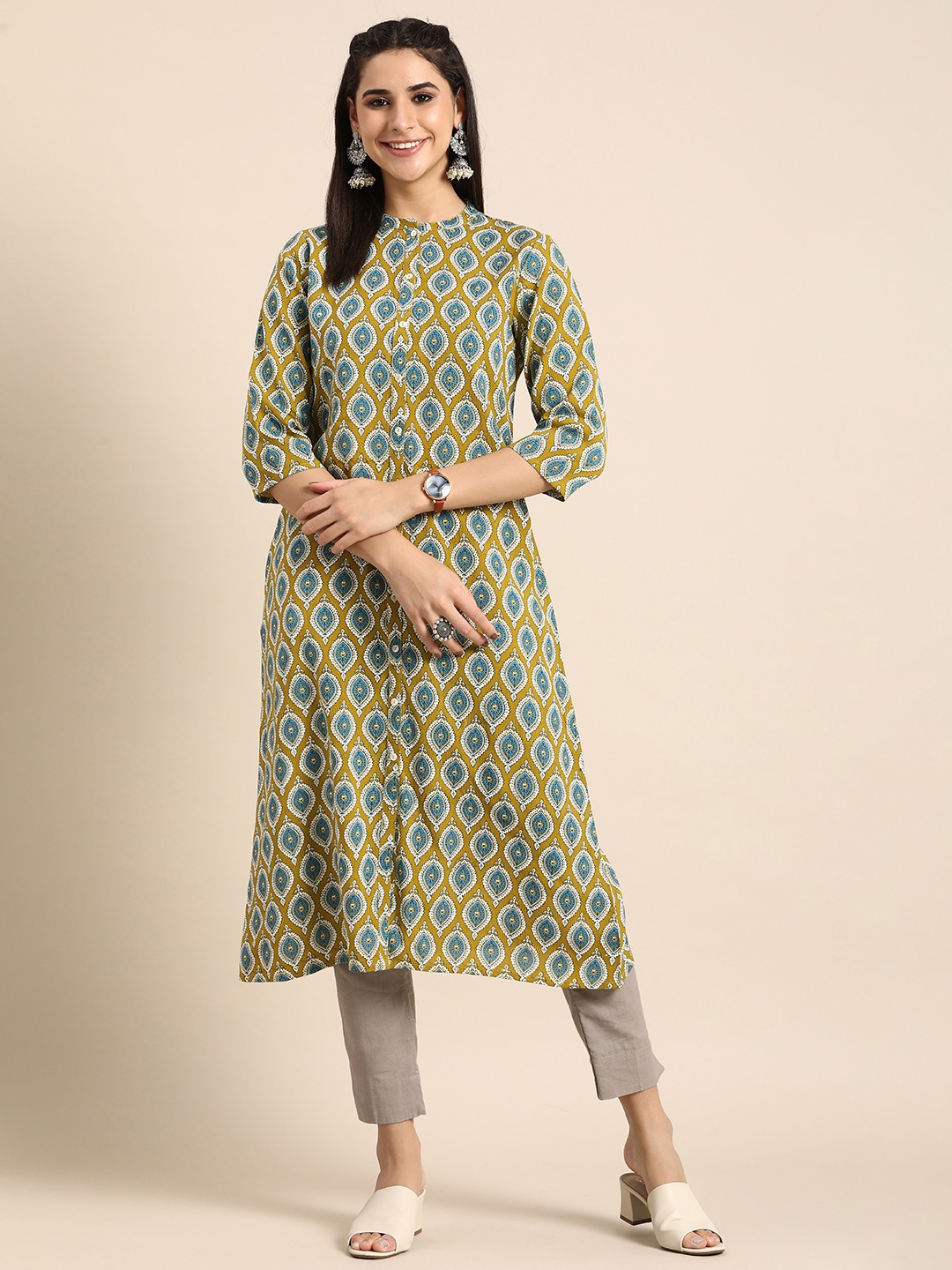 

Anouk Ethnic Motifs Print Band Collar Front-Open Straight Kurta, Olive