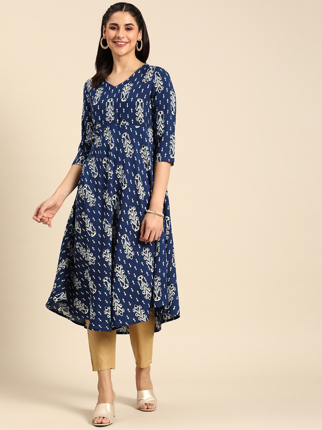

Anouk Ethnic Motifs Printed A-line Kurta, Navy blue