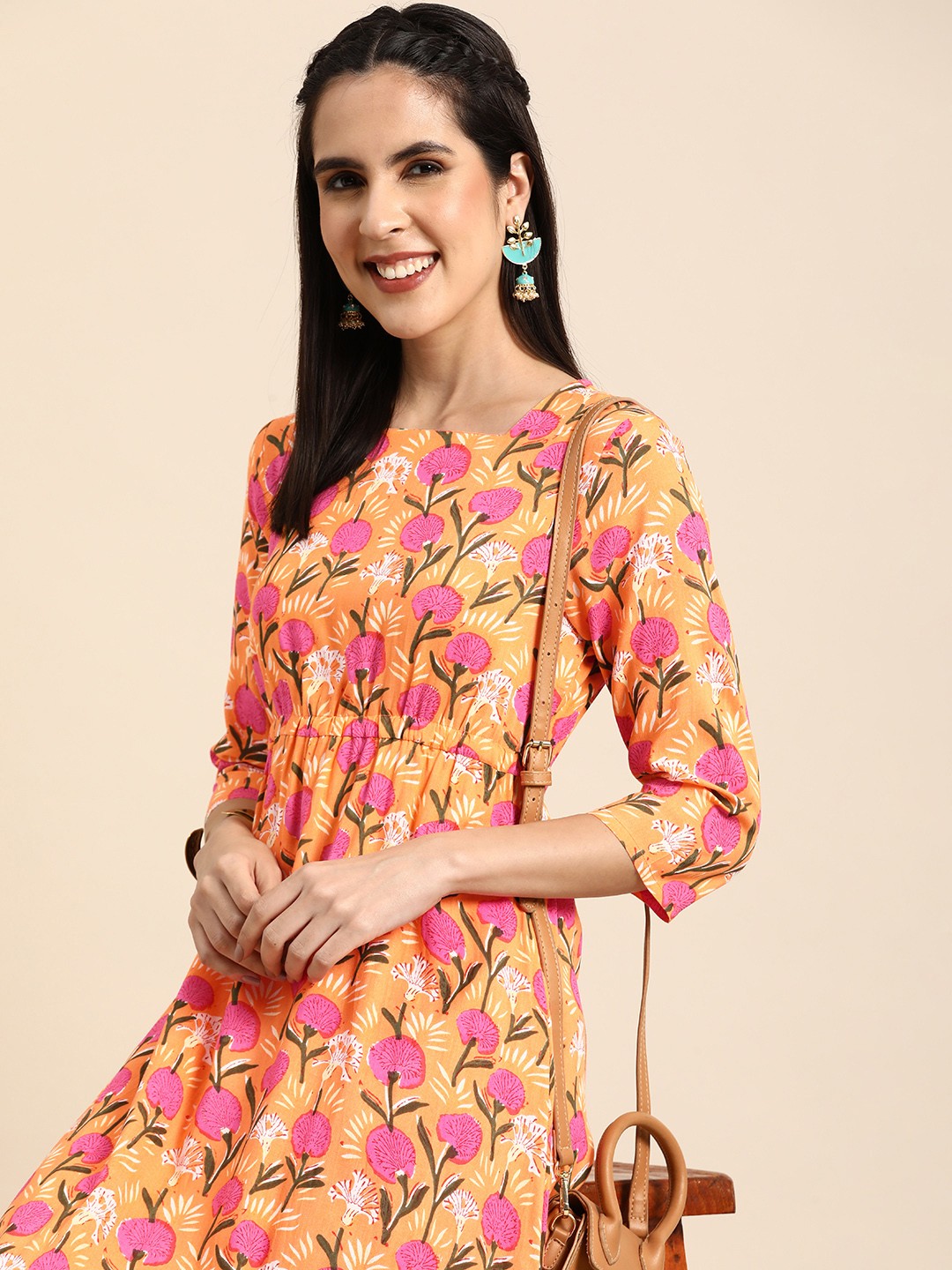 

Anouk Women Floral Printed A-Line Kurta, Orange
