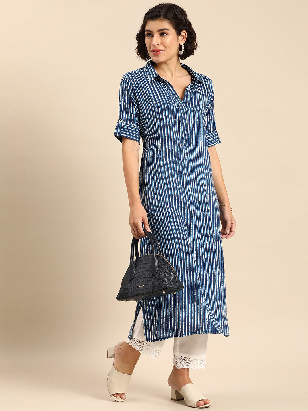 

Anouk Striped Shirt Collar Roll-up Sleeve Straight Kurta, Blue