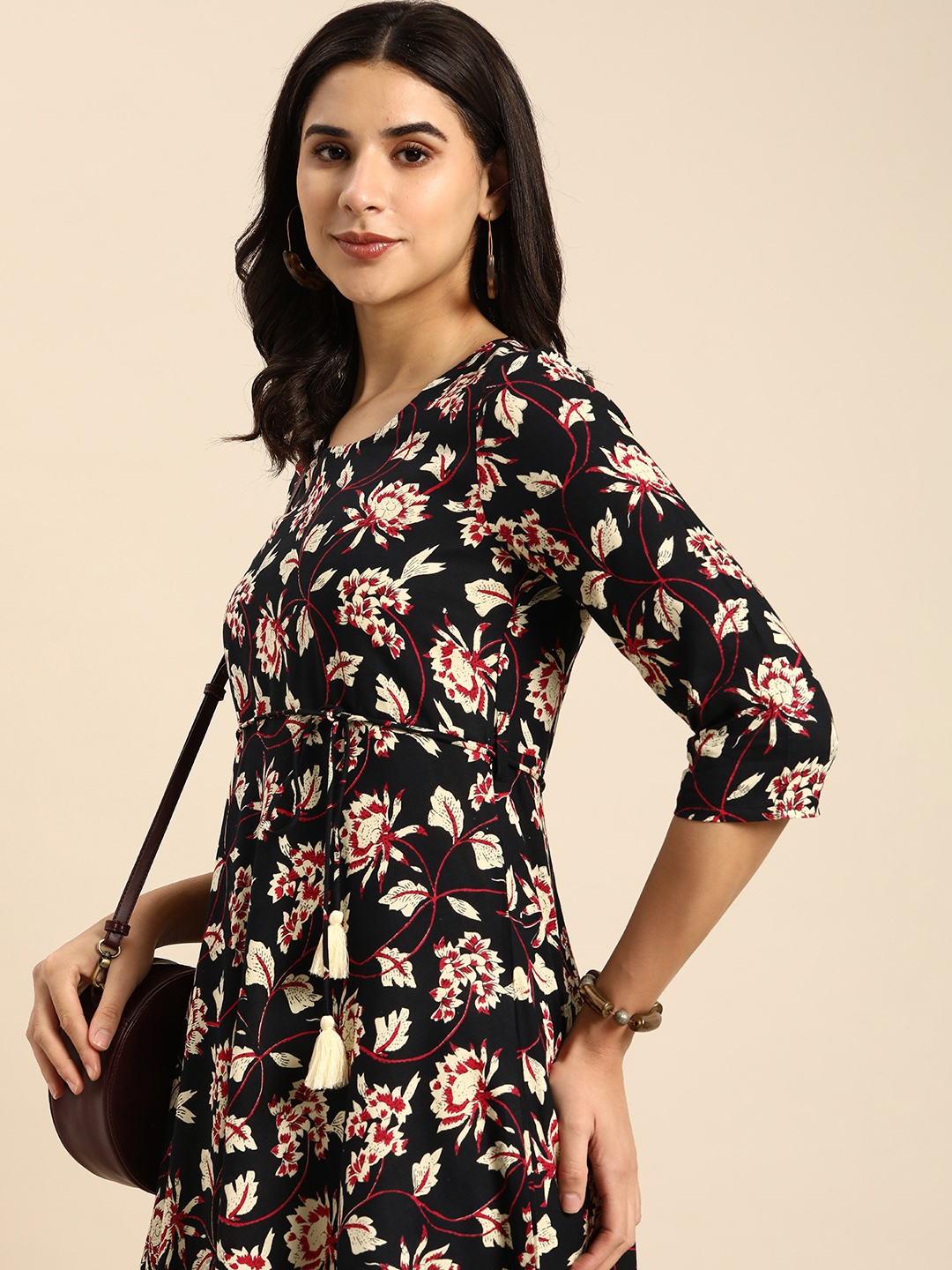

Anouk Women Floral Printed A-line Kurta, Black