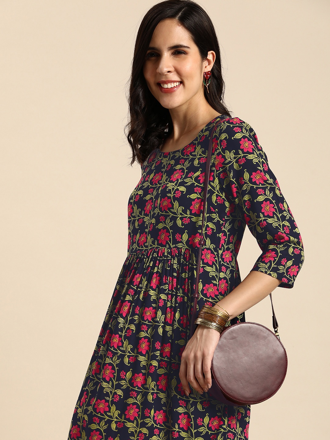 

Anouk Floral Printed Round-Neck A-line Kurta, Navy blue