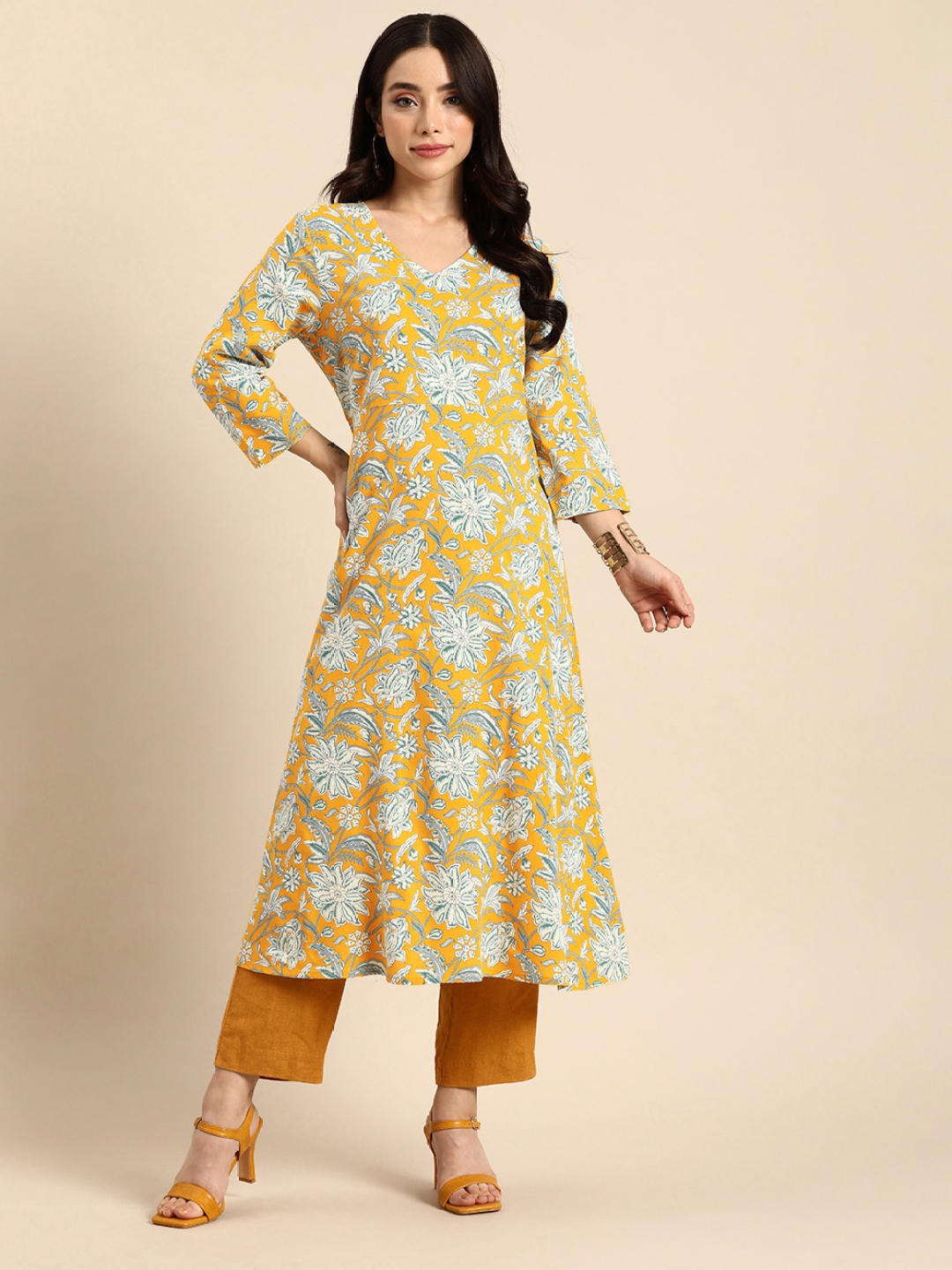 

Anouk Floral Printed A-Line Kurta, Yellow