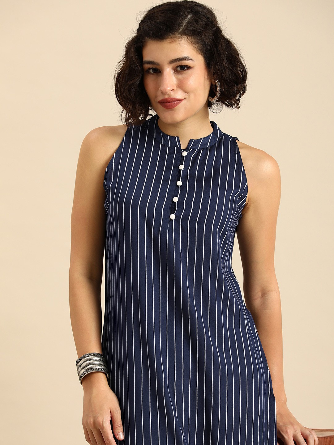 

Anouk Mandarin Collar Vertical Striped Printed Kurta, Navy blue