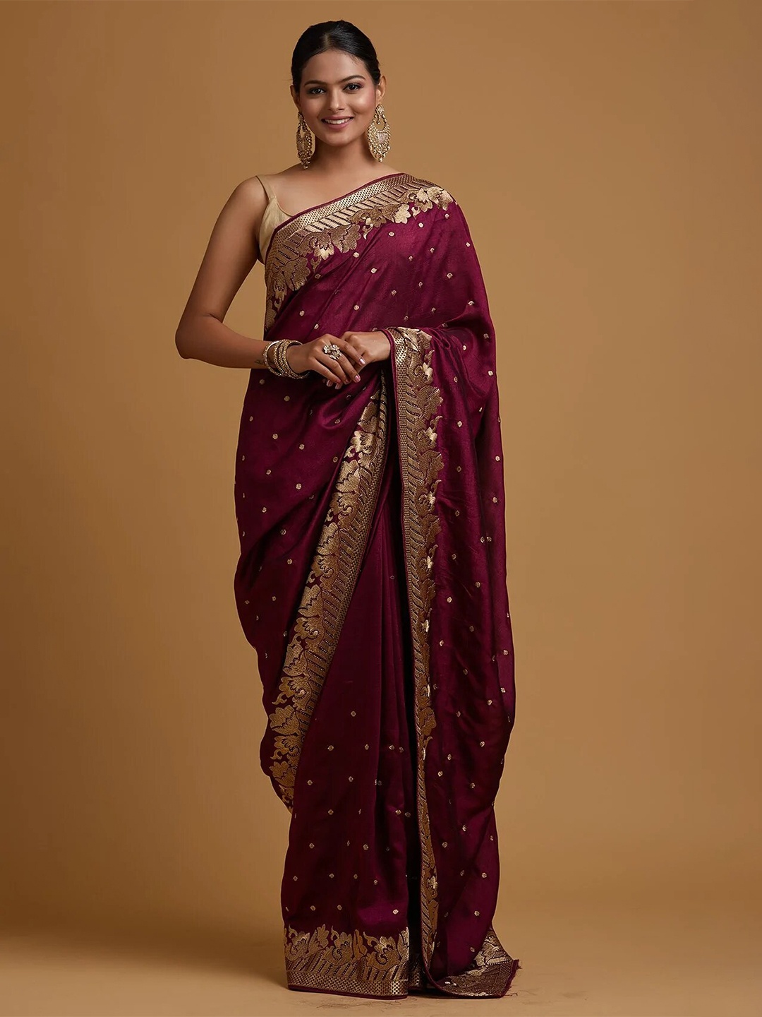 

VILLAGIUS Ethnic Motifs Embroidered Pure Silk Mysore Silk Saree, Magenta