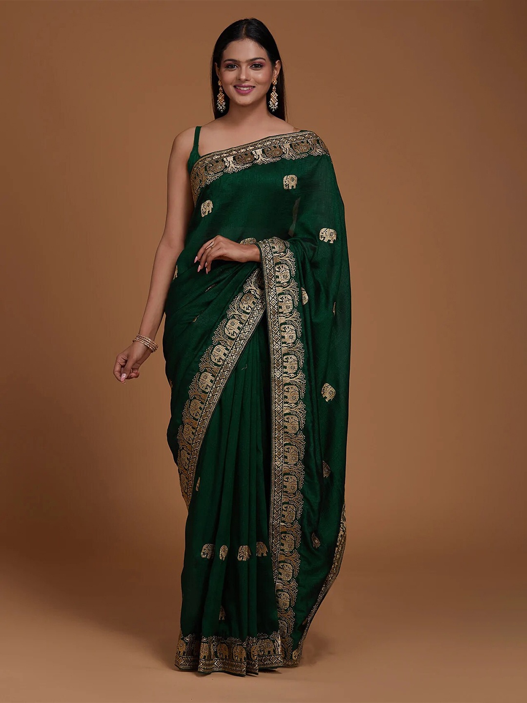 

VILLAGIUS Ethnic Motifs Embroidered Pure Silk Mysore Silk Saree, Green