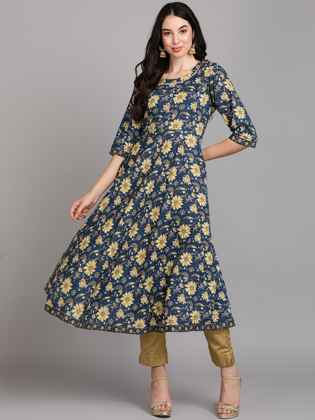 

V TRADITION Floral Printed Gotta Patti Anarkali Pure Kurta, Navy blue