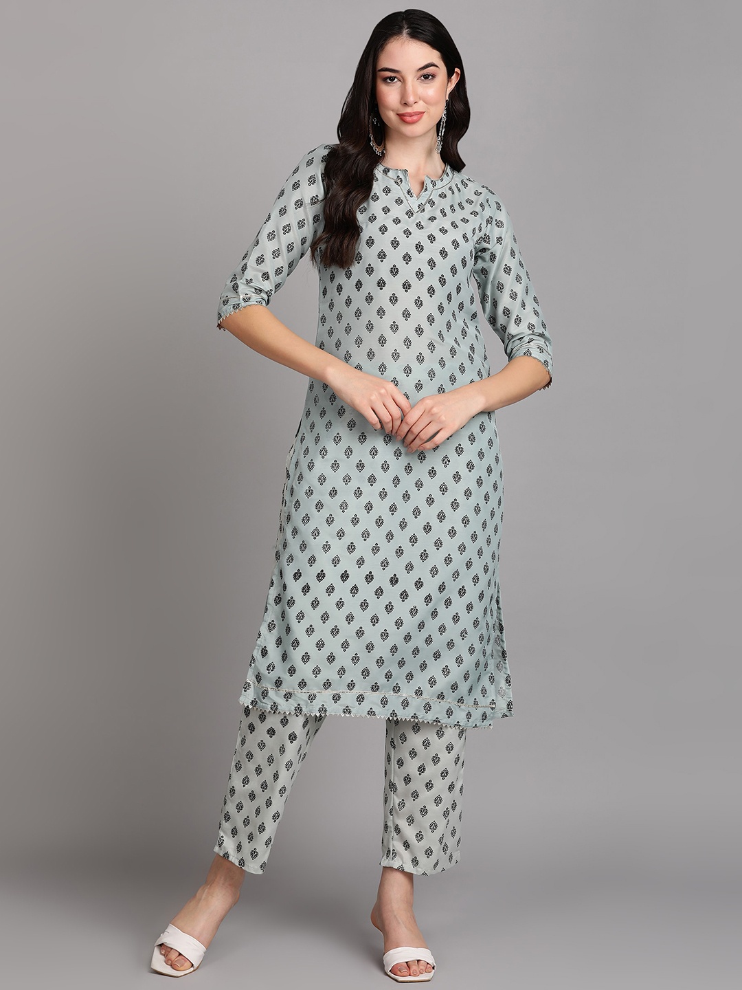 

V TRADITION Ethnic Motifs Printed Notched Neck Gotta Patti Kurta, Sea green