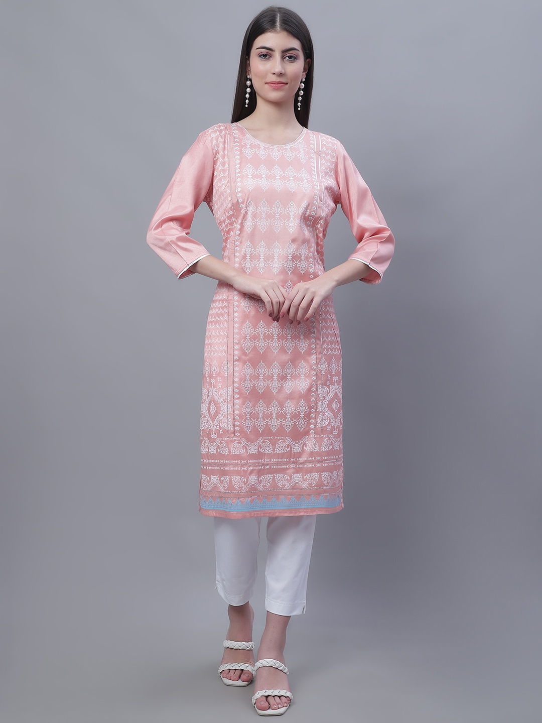 

Cantabil Ethnic Motifs Printed Sequined Panelled Kurta, Peach