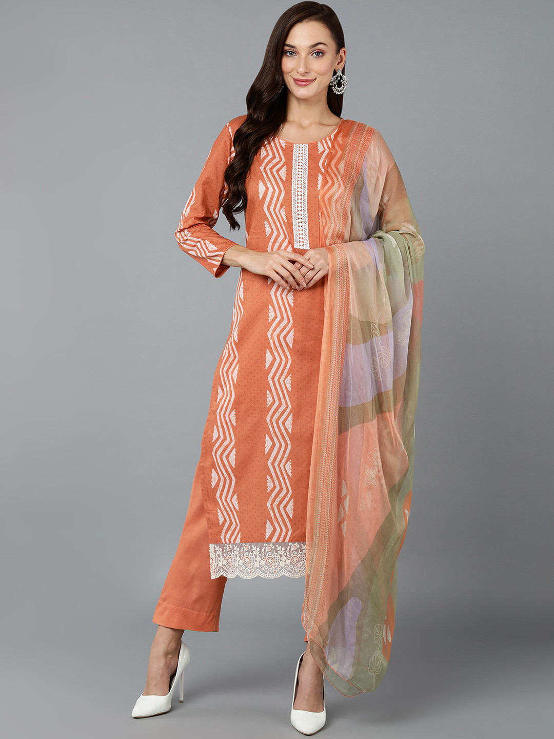 

AHIKA Rust & White Geometric Printed Thread Work Kurta With Trousers & Dupatta