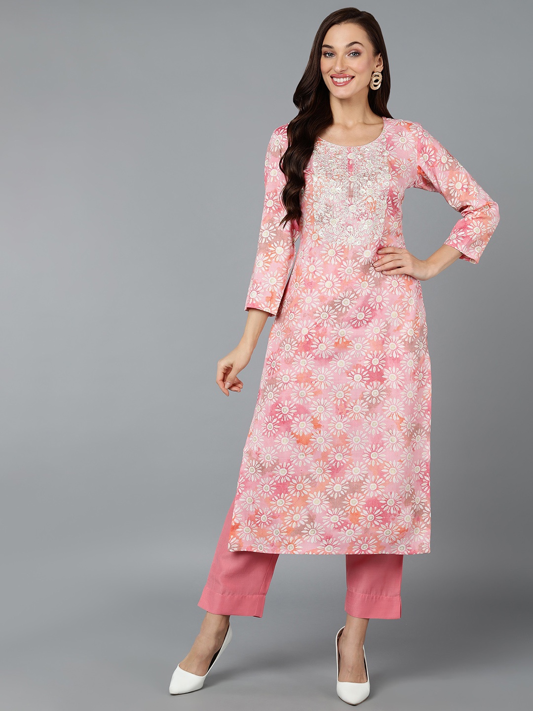 

AHIKA Pink & White Floral Printed Thread Work Kurta