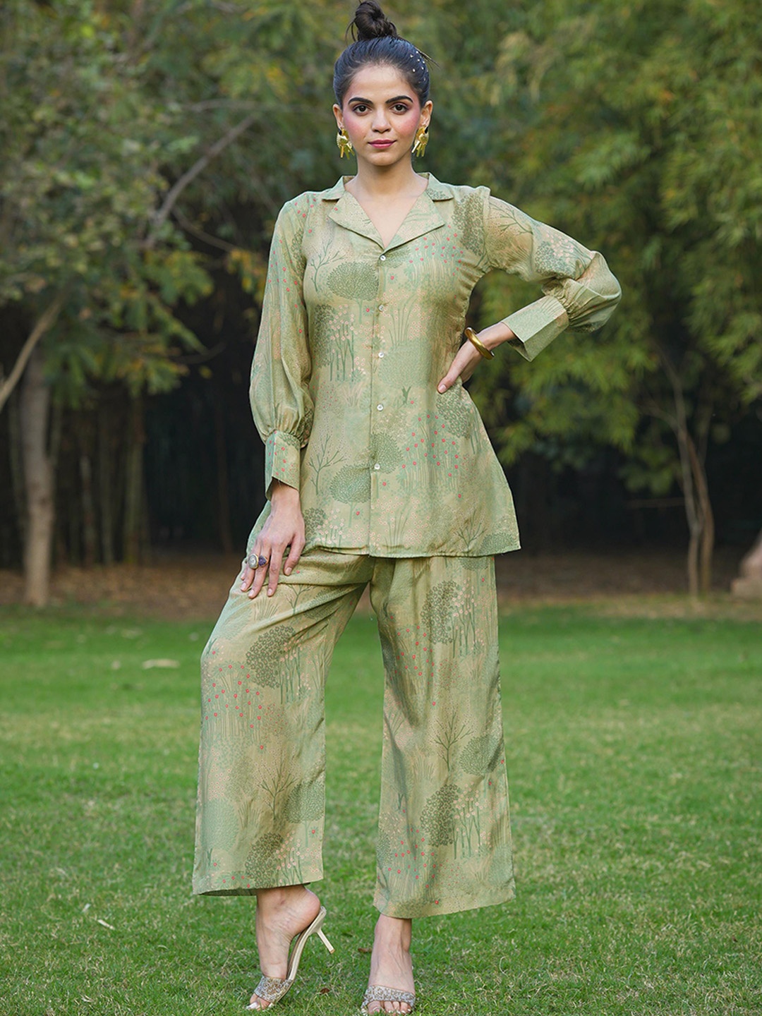 

SCAKHI Women Printed Muslin Silk Shirt With Palazzo Co-Ords, Green