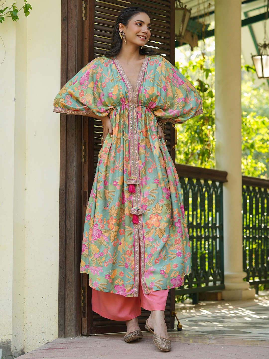 

SCAKHI Floral Printed Kaftan Kurta With Palazzos, Blue