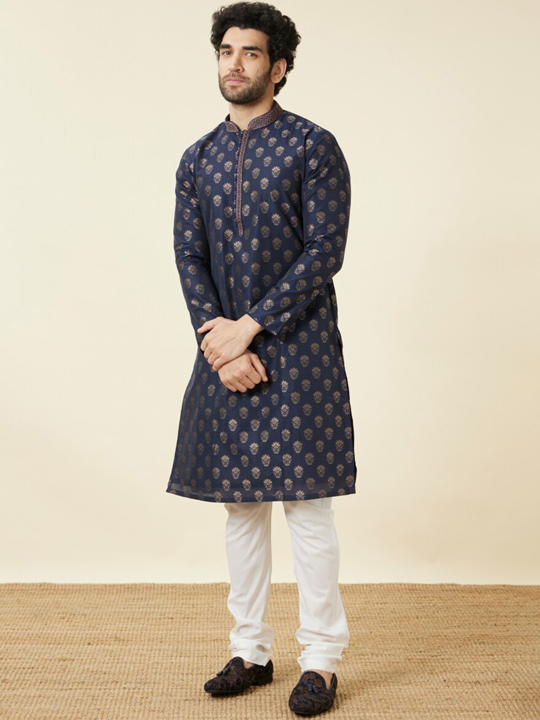 

Manyavar Ethnic Motifs Woven Design Kurta With Pyjamas, Blue