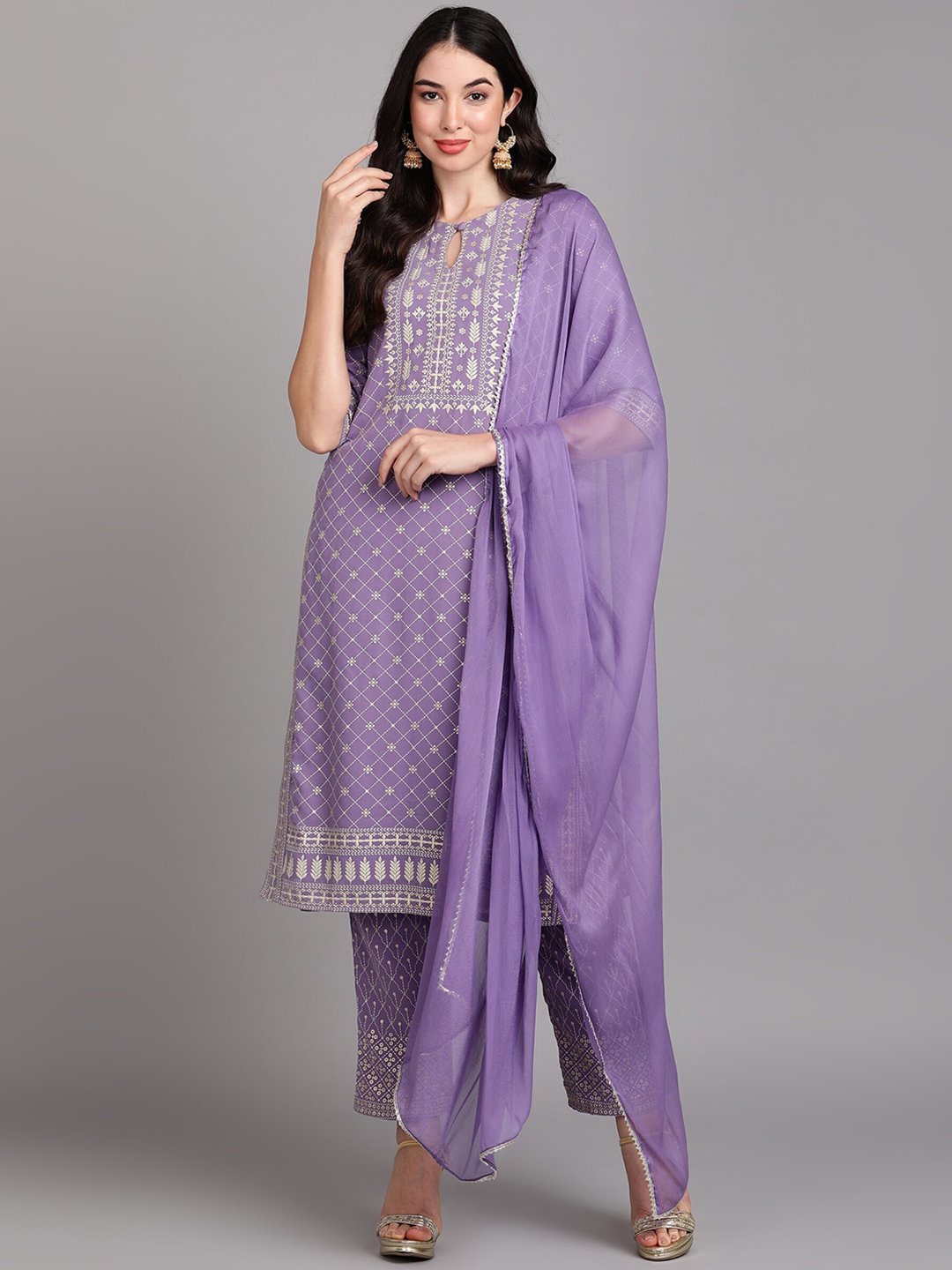 

V TRADITION Ethnic Motifs Embroidered Sequinned Kurta With Trousers & Dupatta, Mauve