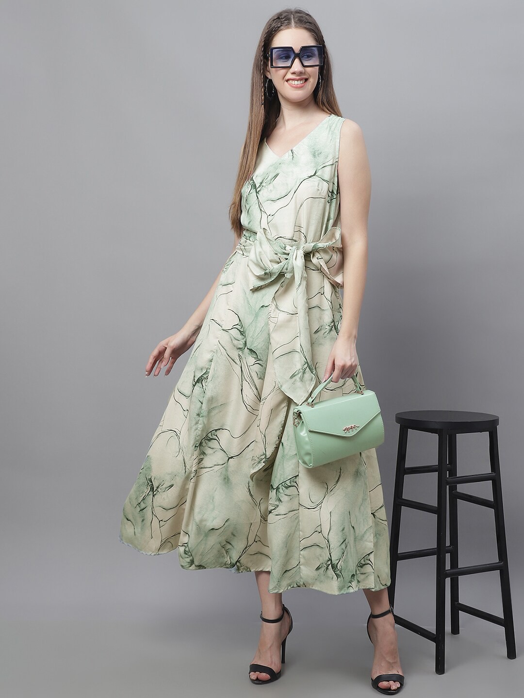 

JAINISH Abstract Printed Tie-Up Fi & Flare Maxi Dress, Green