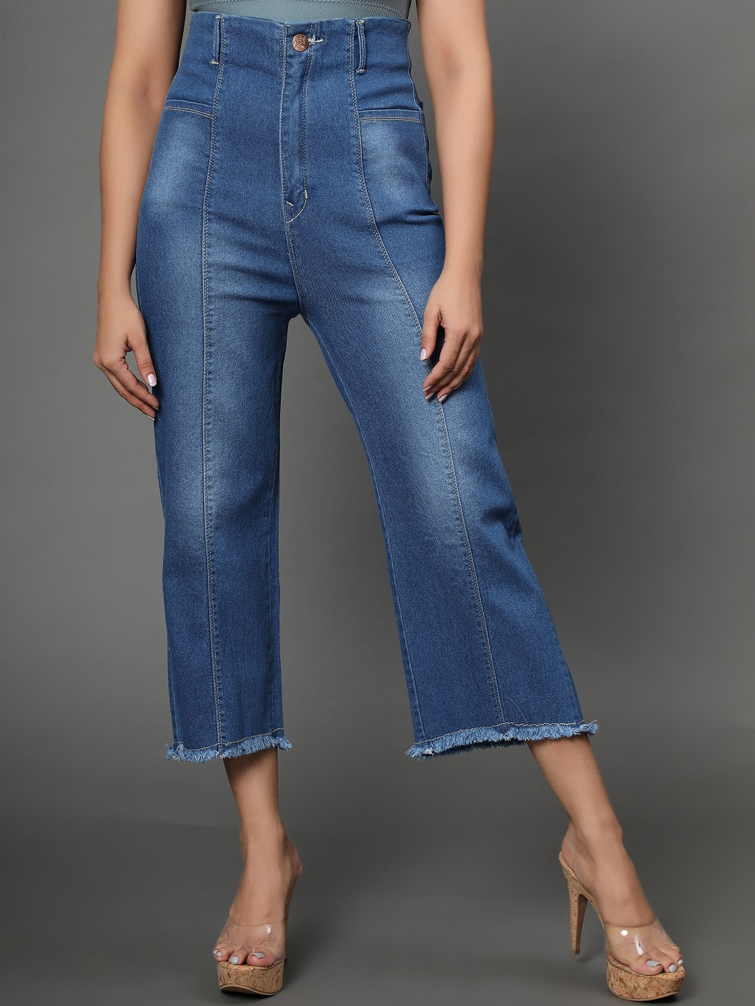 

AngelFab Women Jean Relaxed Fit Frayed Hem High-Rise Light Fade Cotton Jeans, Blue