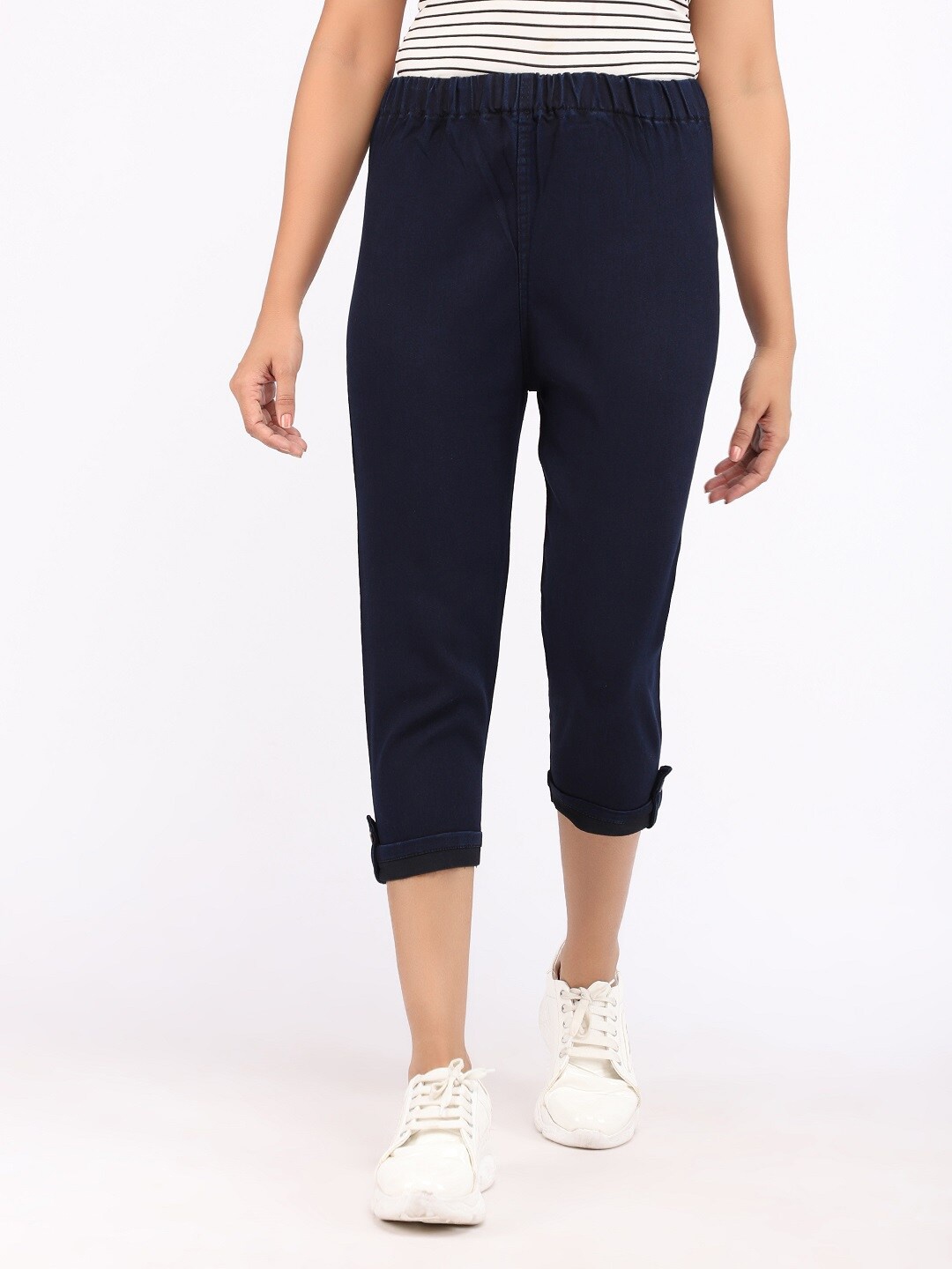

AngelFab Women Regular Fit Cotton Denim Capris, Navy blue