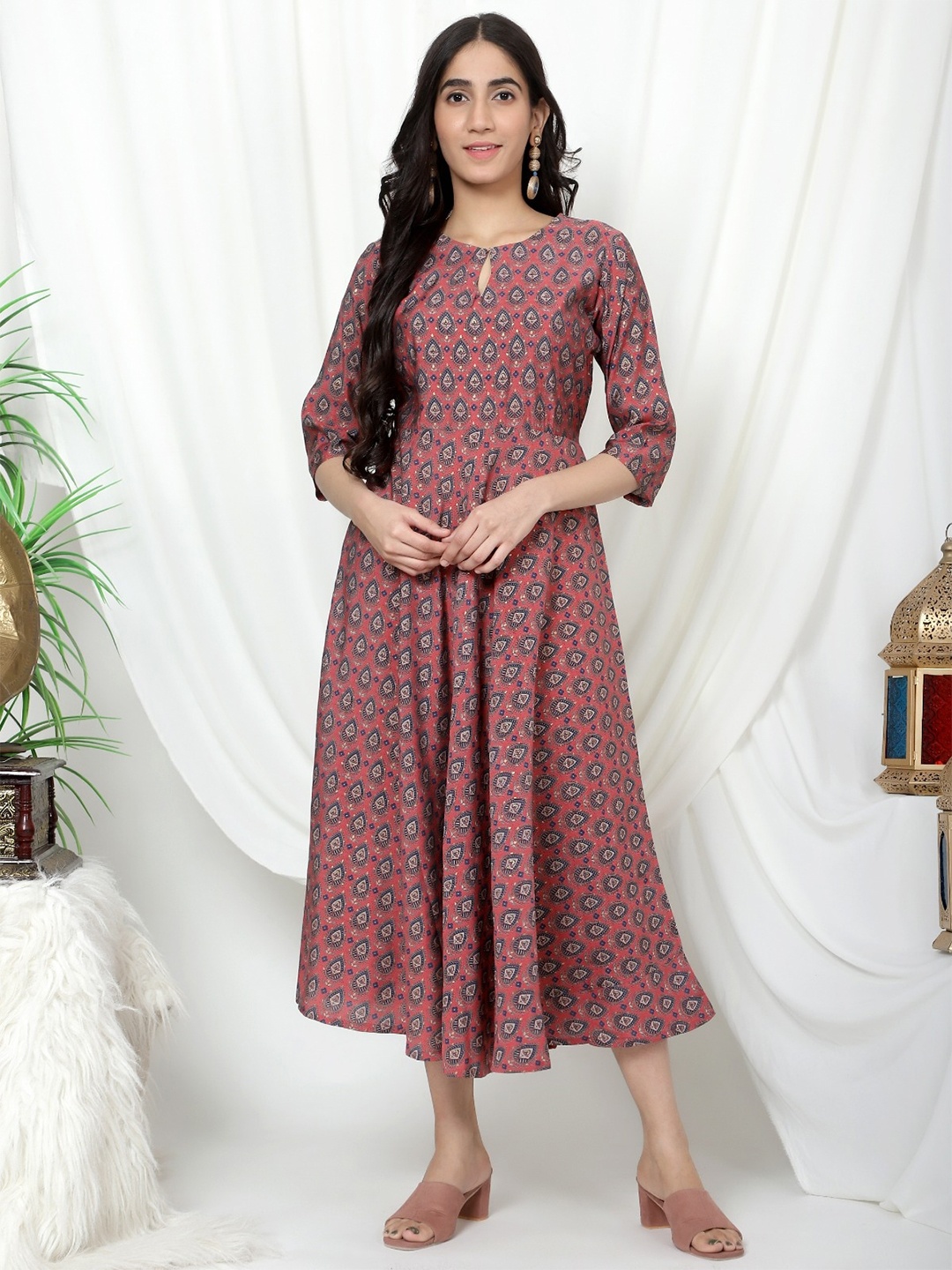 

V TRADITION Floral Printed Keyhole Neck Fit & Flare Ethnic Dress, Peach