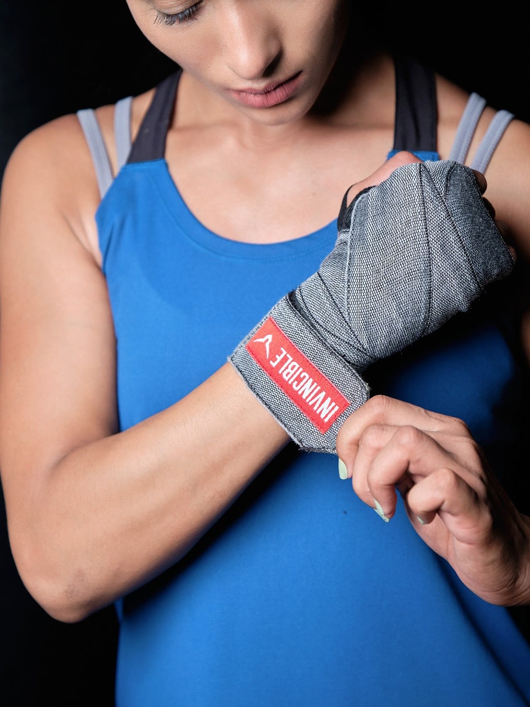 

Invincible Boxing MMA Light Weight Soft & Comfortable Hand Wrap, Grey melange