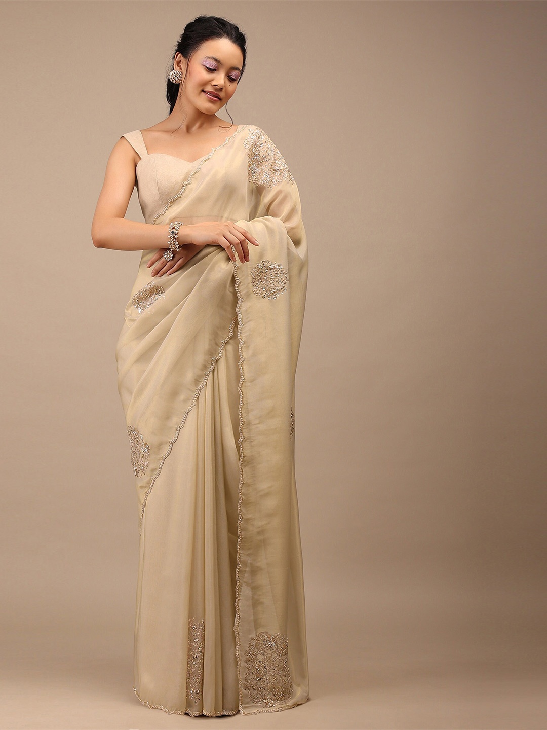 

KALKI Fashion Floral Embroidered Saree, Cream