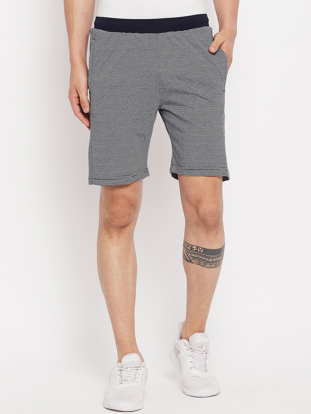 

Okane Men Striped Mid Rise Sports Shorts, Black