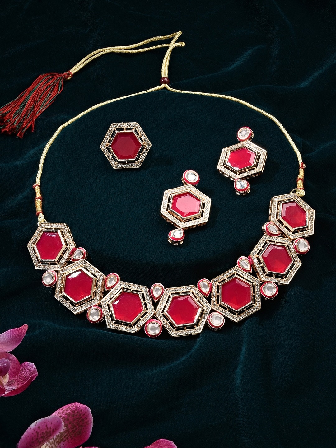 

Zaveri Pearls Gold-Plated Stone-Studded Jewellery Set