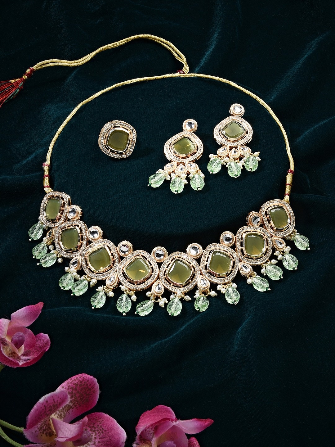 

Zaveri Pearls Gold-Plated Stone-Studded & Beaded Jewellery Set
