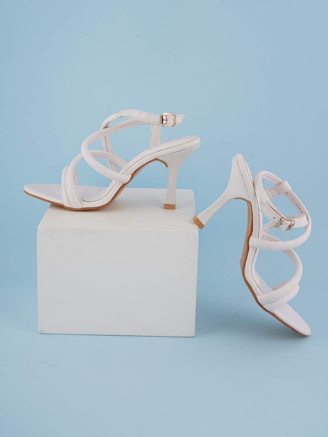 

SCENTRA Open Toe Stiletto Back Straps Heels With Buckle, White