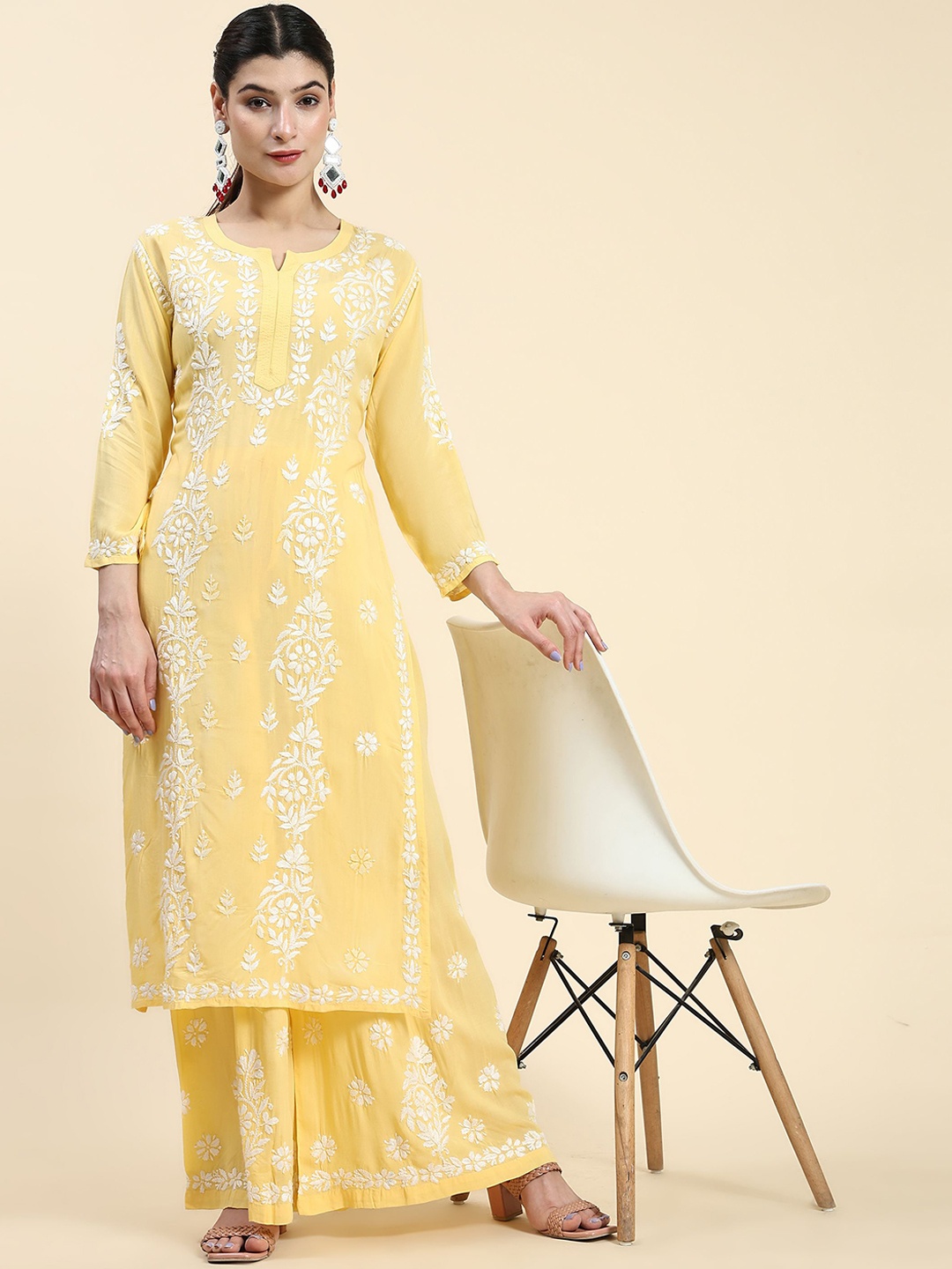 

HOUSE OF KARI Floral Embroidered Chikankari Pure Cotton Kurta with Palazzos, Yellow