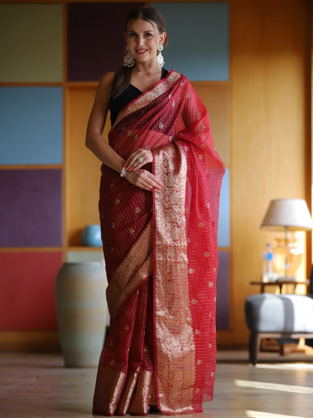 

Atulyam Tex World Ethnic Motifs Embroidered Zari Organza Saree, Red