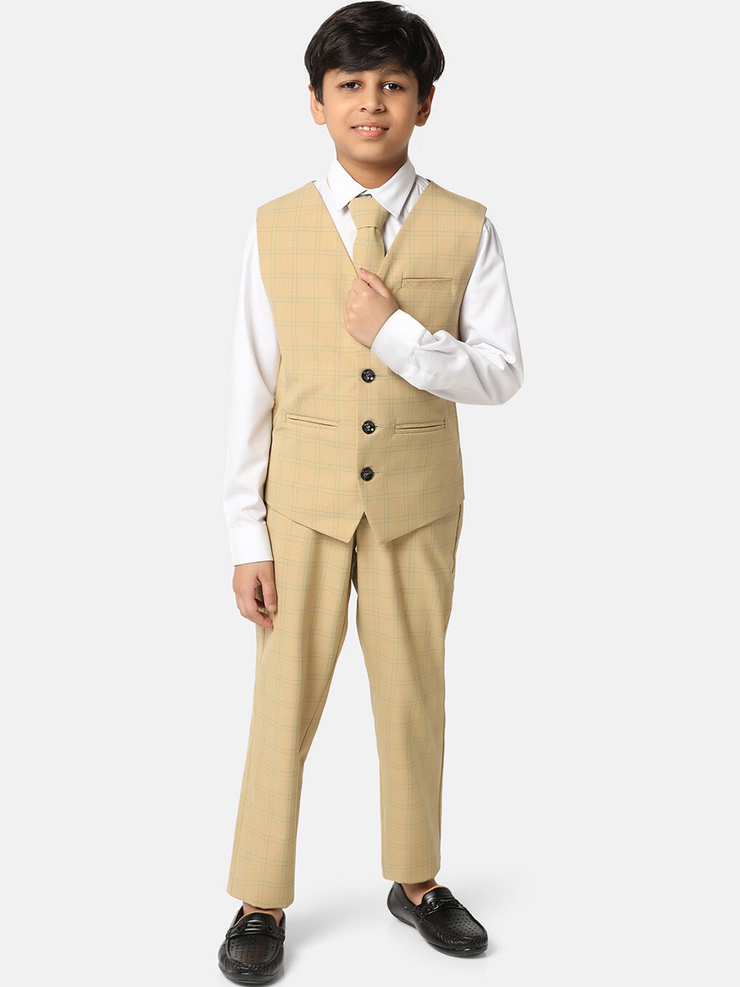 

TAHVO Boys Checked Single-Breasted Slim-Fit 3-Piece Suit, Beige