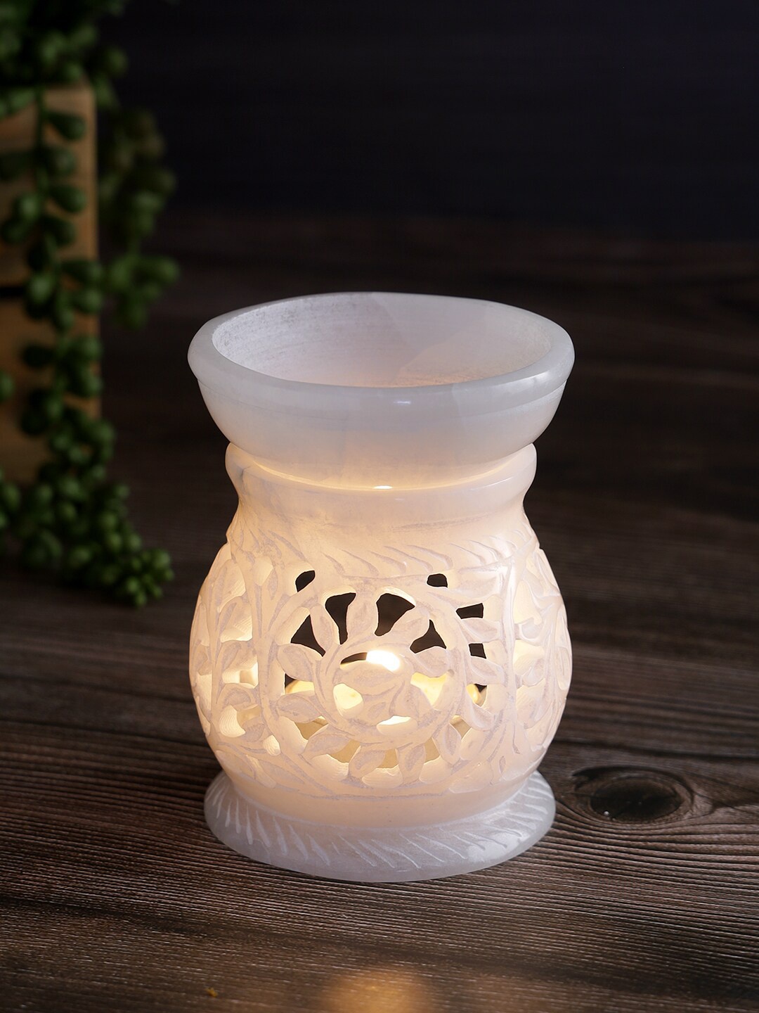 

Aapno Rajasthan White Marble Aroma Oil Diffuser