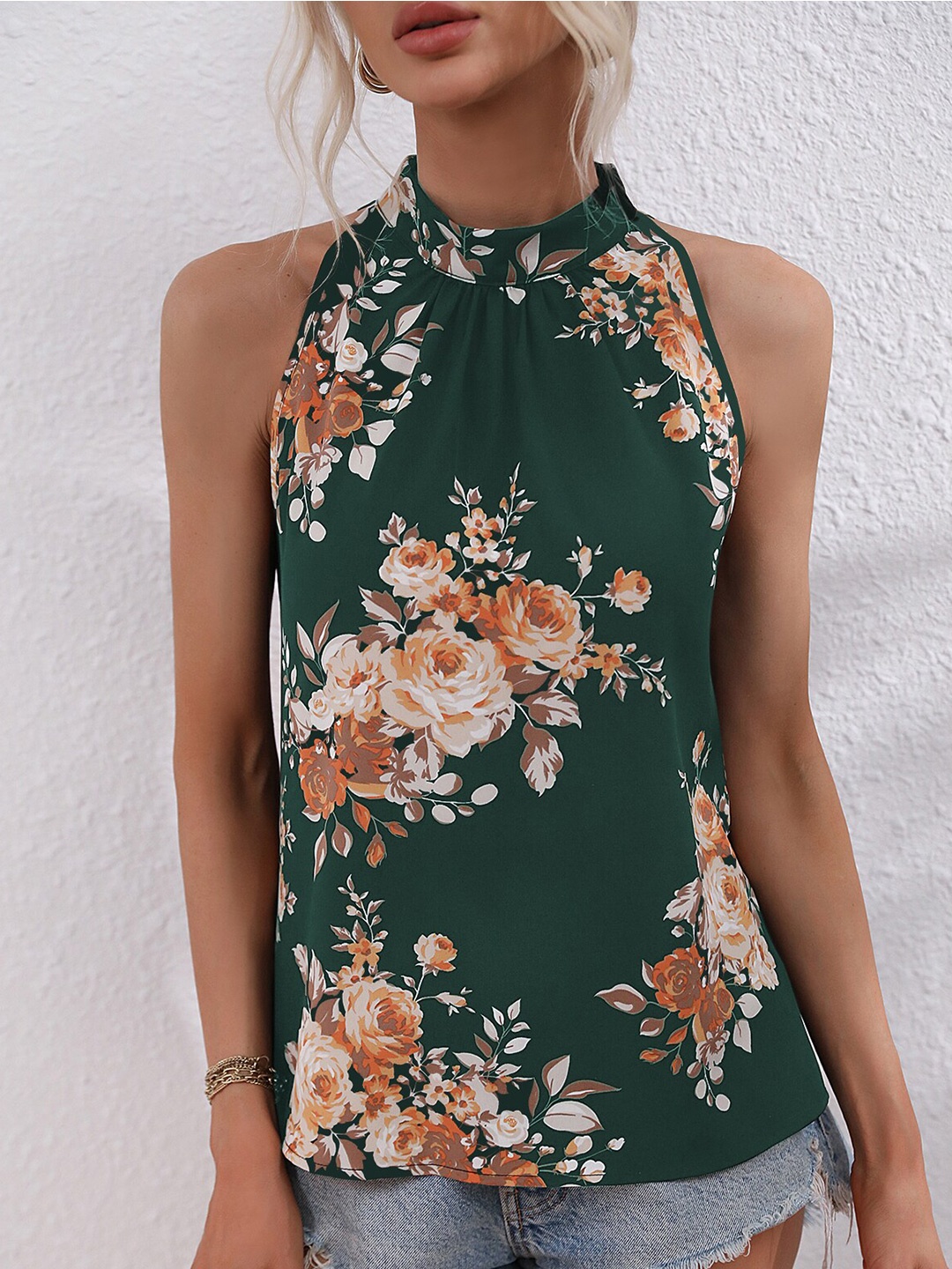 

BoStreet Green Floral Printed Halter Neck Top