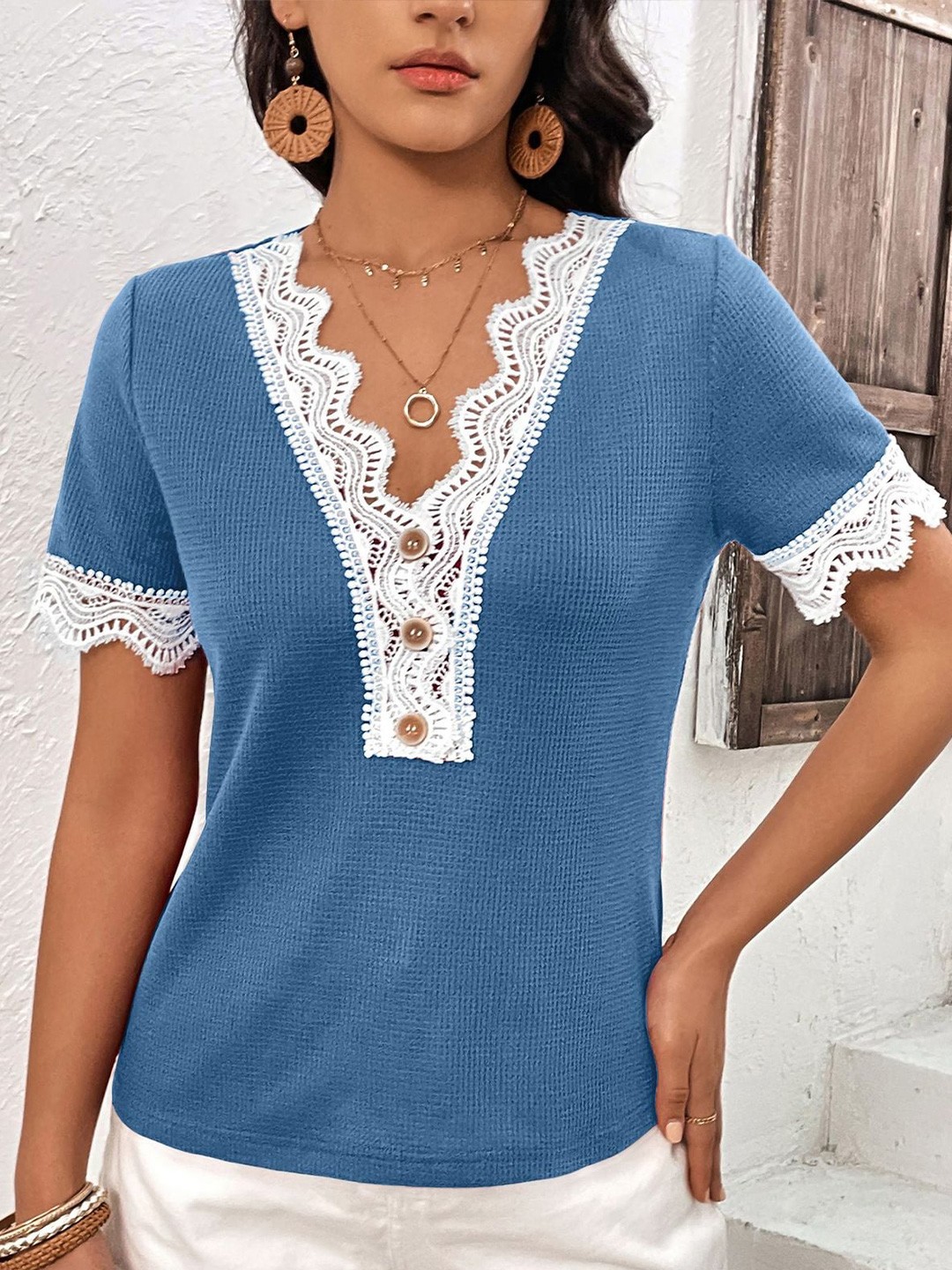 

BoStreet Blue Lace Detailed Regular Top