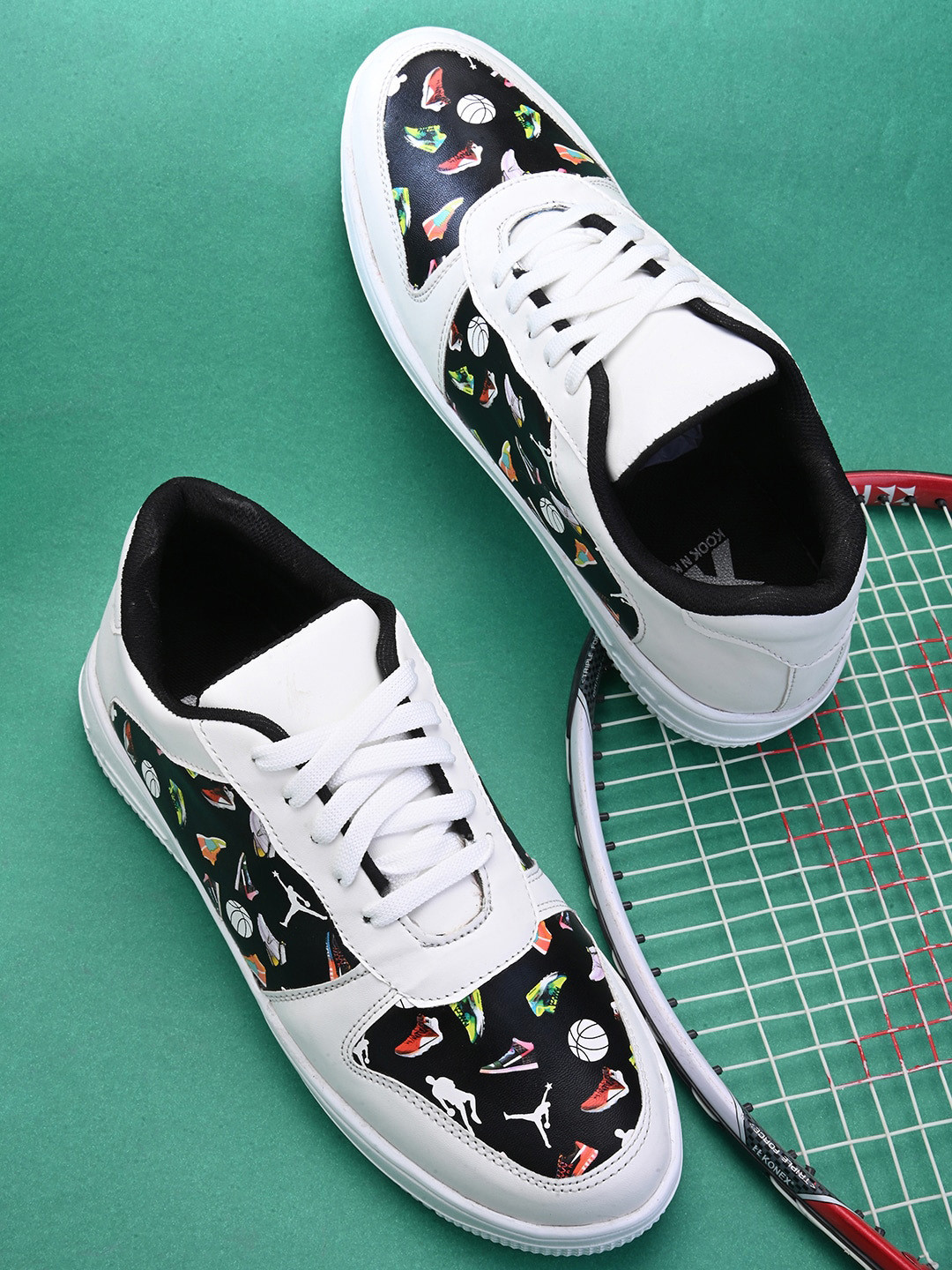 

Kook N Keech Men White & Black Printed Lightweight Padded Insole Contrast Sole Sneakers