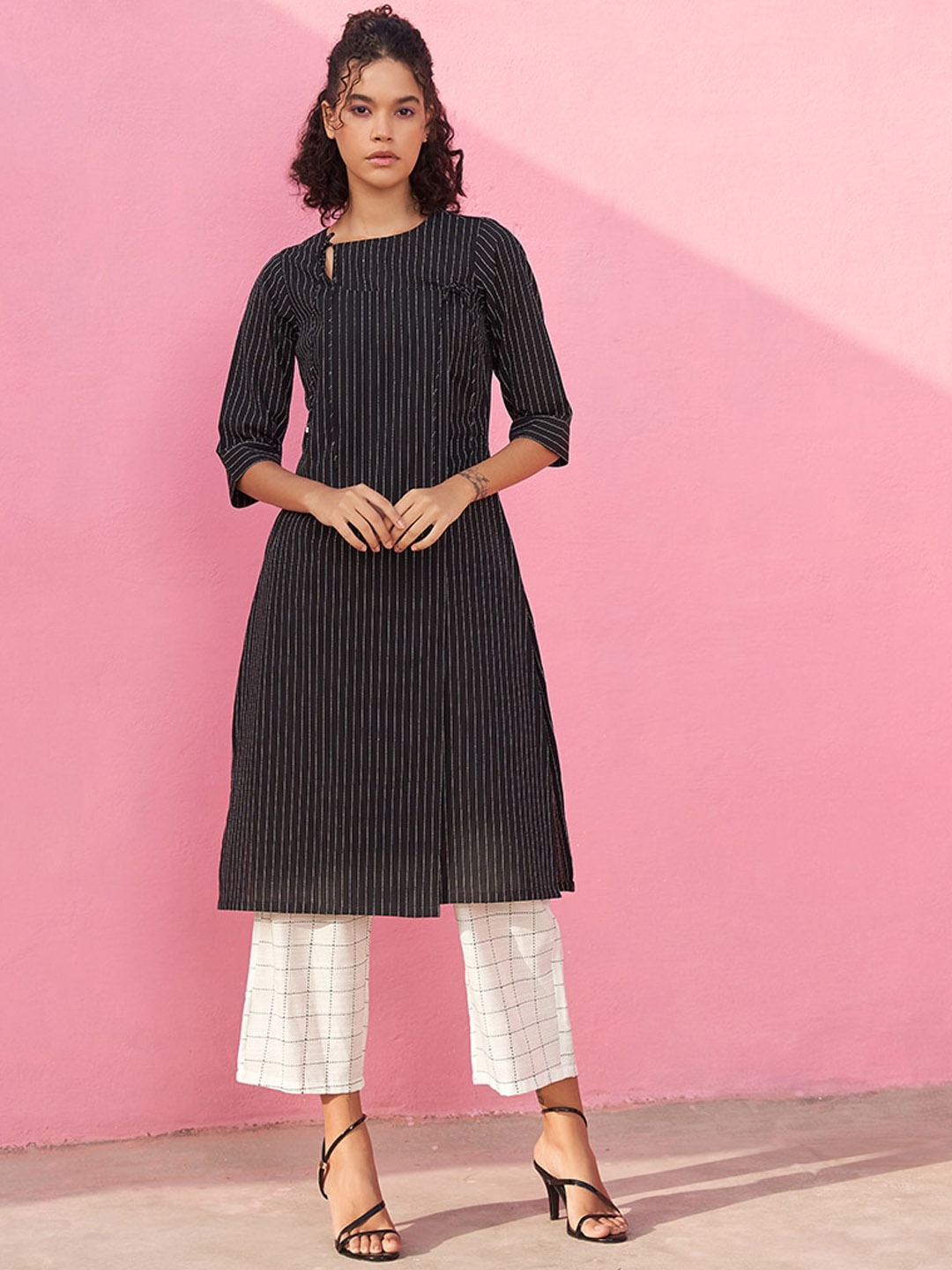 

Abhishti Striped Angrakha Pure Cotton Kurta, Black