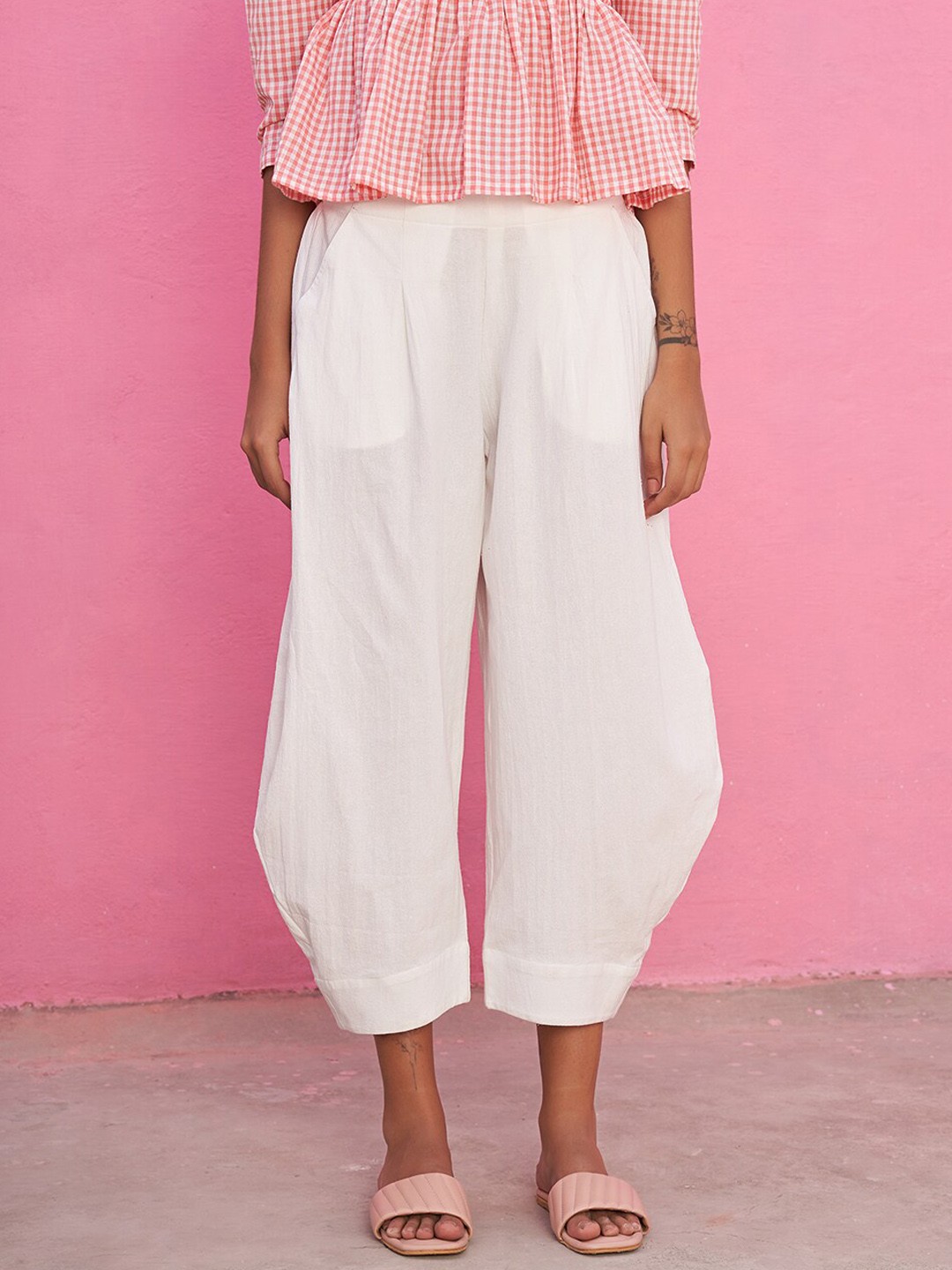 

Abhishti Women Loose Fit Pure Cotton Trousers, White